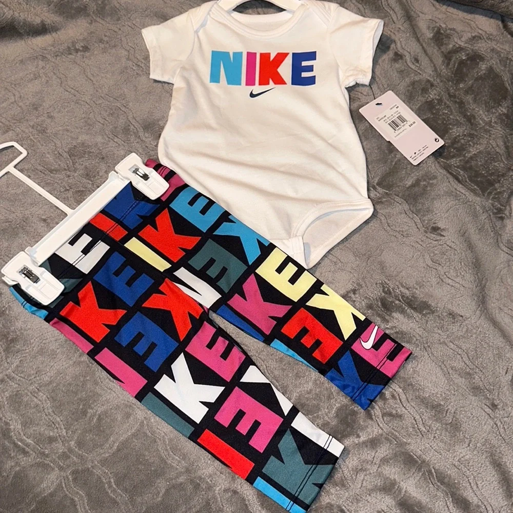 Nike bodysuit matching set size 9m nwt - Picture 1 of 4